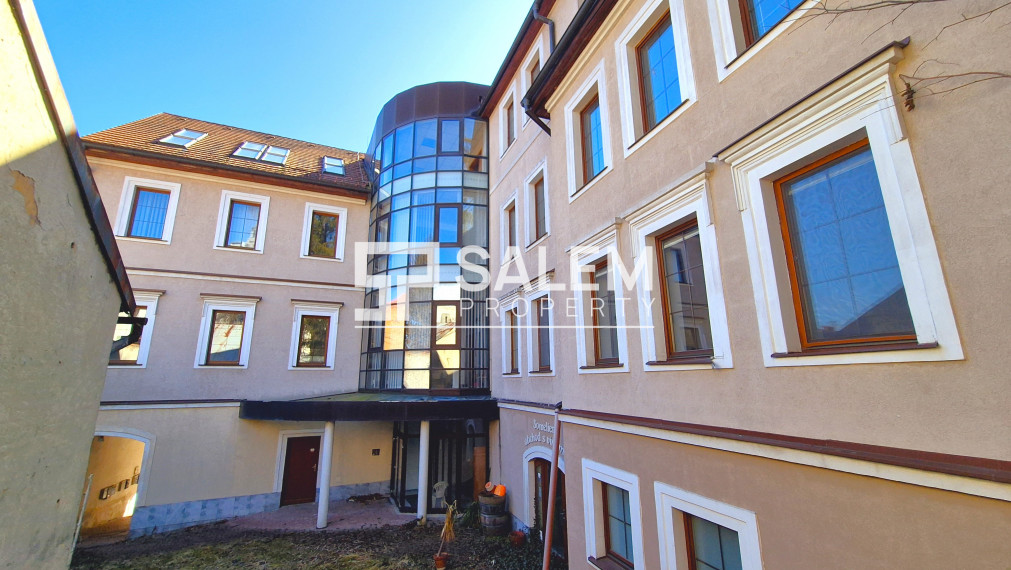 Administratívna budova v centre Banskej Bystrice