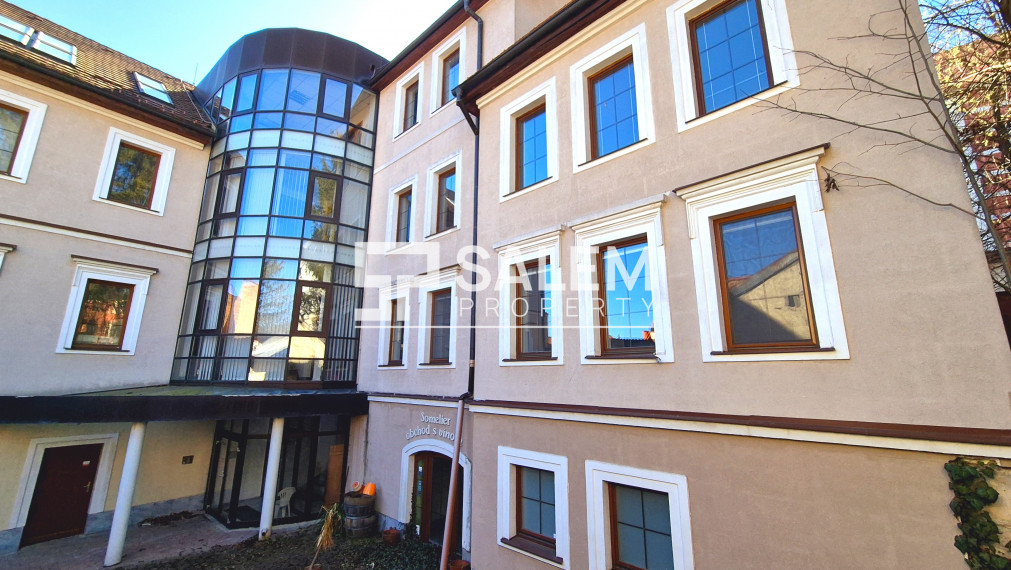 Administratívna budova v centre Banskej Bystrice