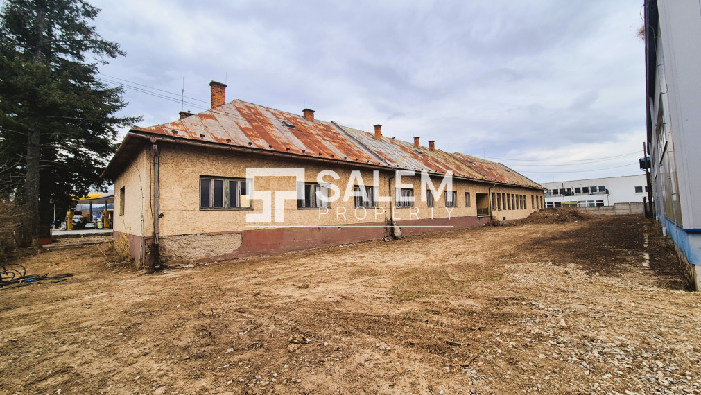 Budova s pozemok 3366m2 v centre mesta, Bytča