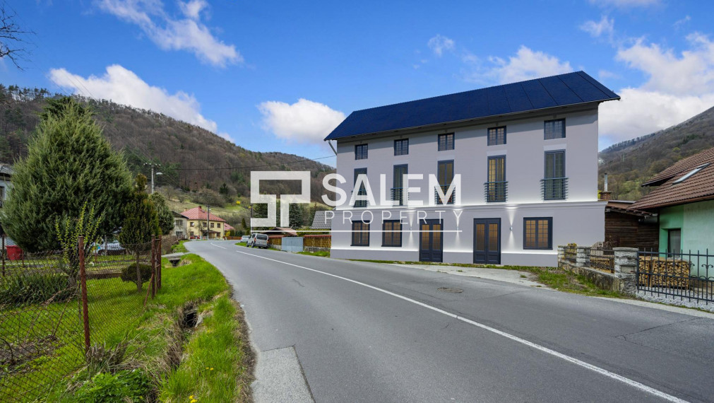 Budova s parkoviskom a záhradou, Banská Bystrica