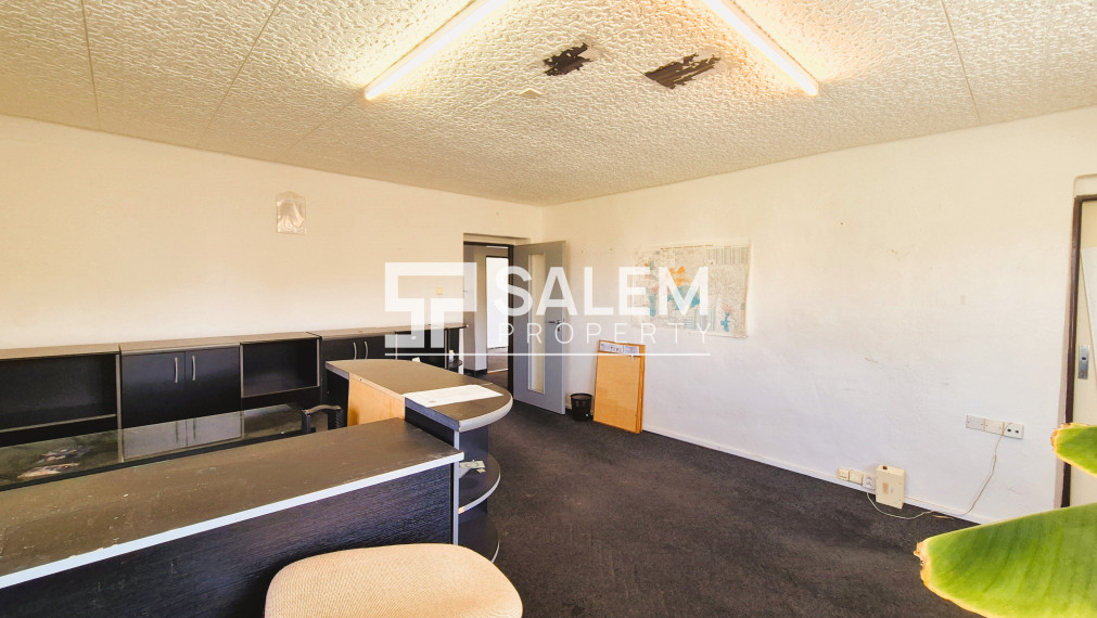 3. podlažná budova s veľkým pozemkom, Zvolen - Podborová