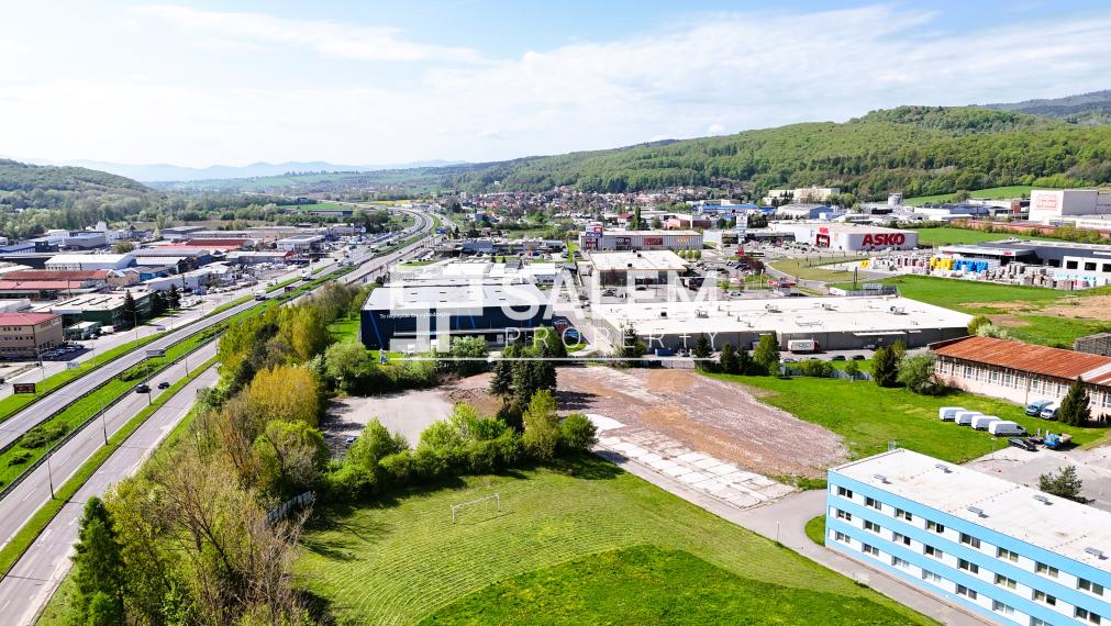 Pozemok pre občiansku vybavenosť v Radvaň Parku, Banská Bystrica