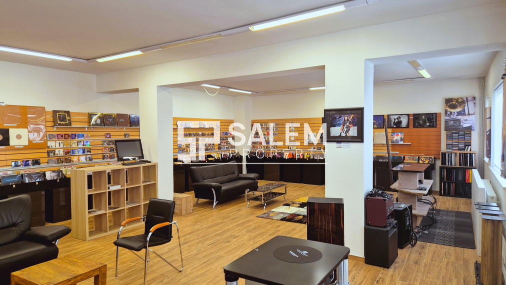 Na prenájom zrekonštruovaný obchodný priestor pri Europa SC