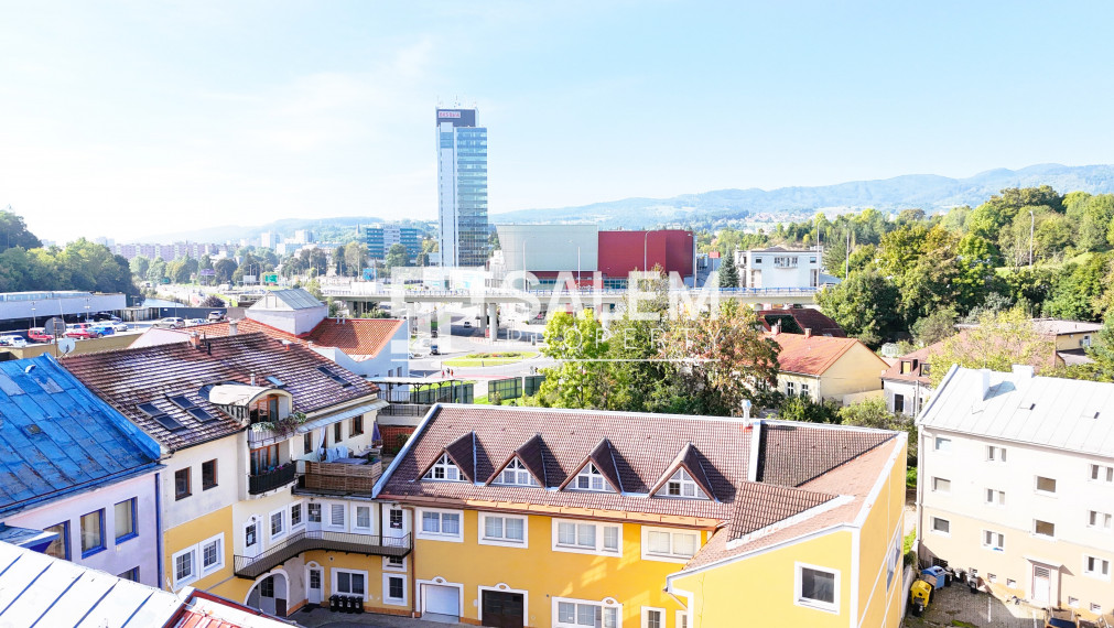 Na prenájom zrekonštruovaný obchodný priestor pri Europa SC