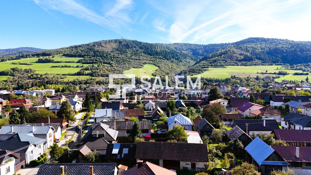 Na predaj 3-podlažný dom s nádhernými výhľadmi na Horehroní