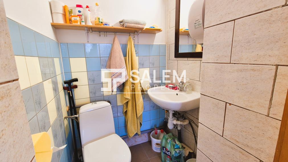 Dom s obchodnými priestormi a záhradou v centre Zvolena