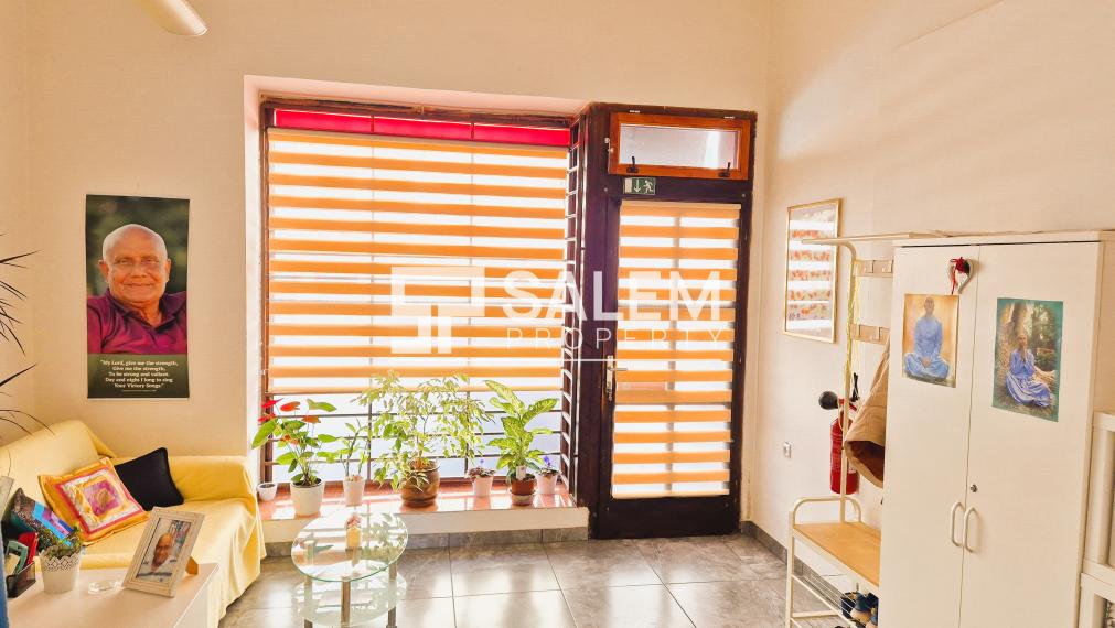 Dom s obchodnými priestormi a záhradou v centre Zvolena