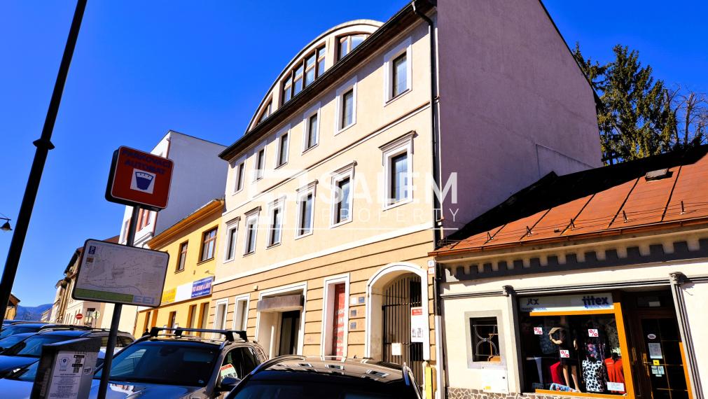Administratívna budova v historickom centre Banskej Bystrice