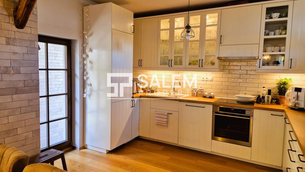 Nadštandardný rodinný dom v pokojnej časti Banskej Bystrice