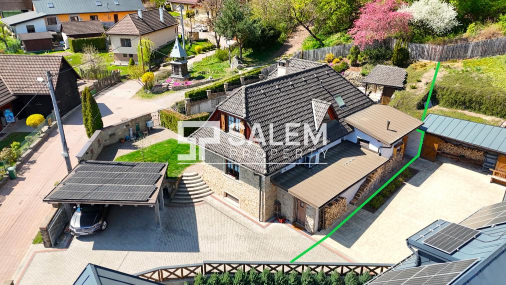 Nadštandardný rodinný dom v pokojnej časti Banskej Bystrice