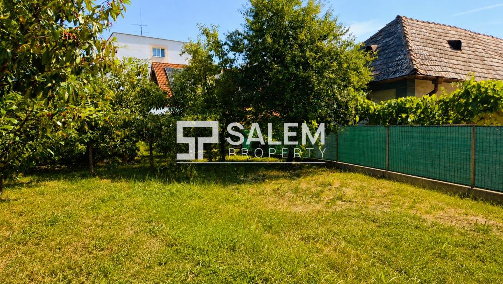 Rodinný dom so slnečnou záhradou a garážou na Sliači