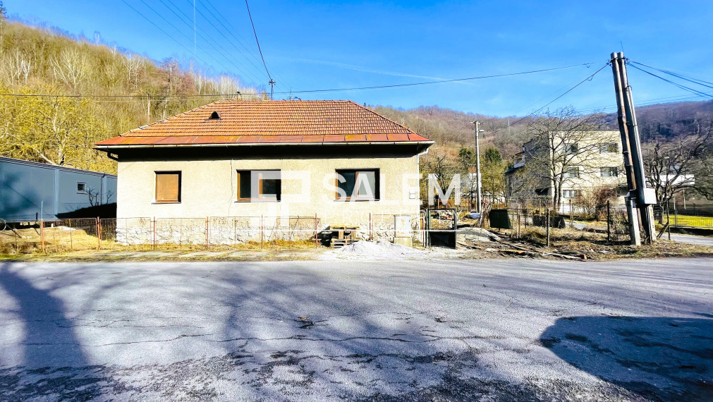 4 izbový rodinný dom v pôvodnom stave. Uľanka - Banská Bystrica